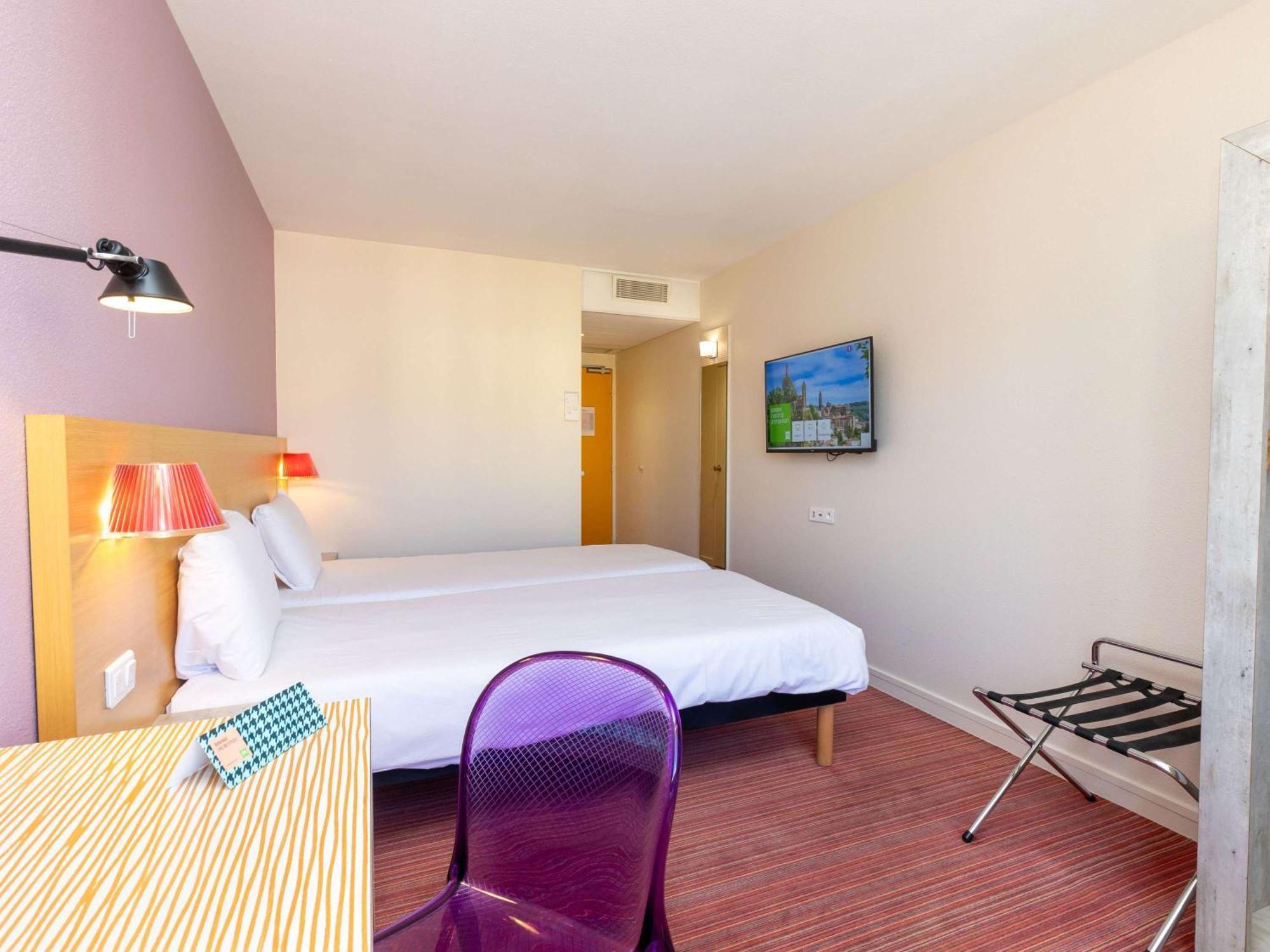 Готель Ibis Styles Le Puy En Velay Екстер'єр фото