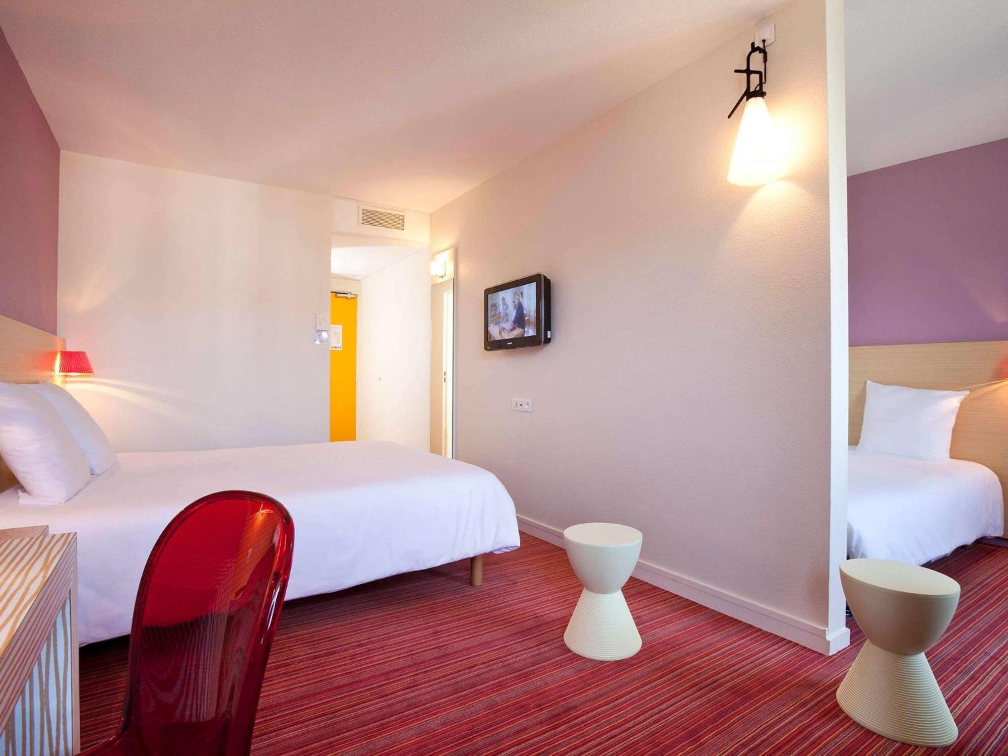Готель Ibis Styles Le Puy En Velay Екстер'єр фото
