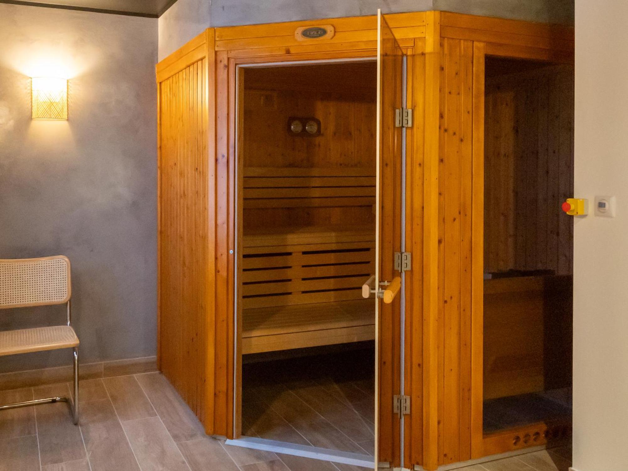 Готель Ibis Styles Le Puy En Velay Екстер'єр фото
